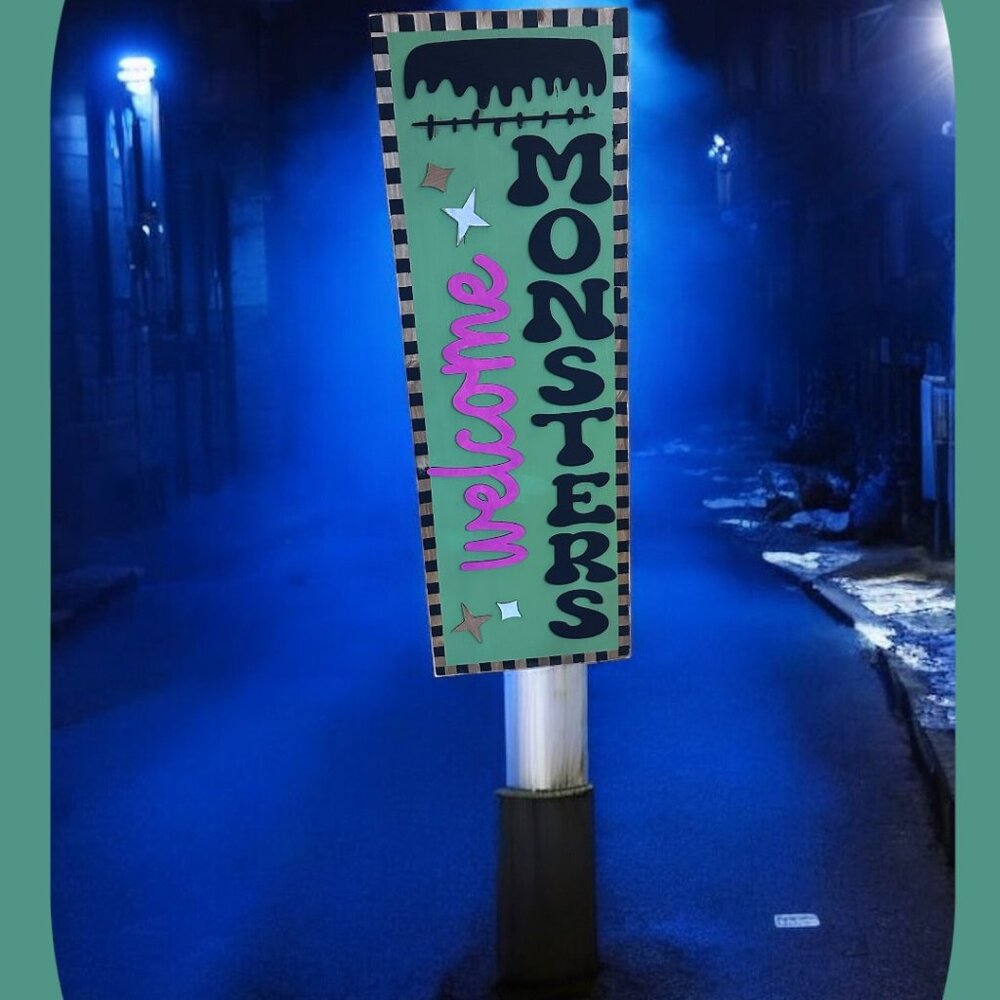 Halloween Monster Wood Leaner-48' High